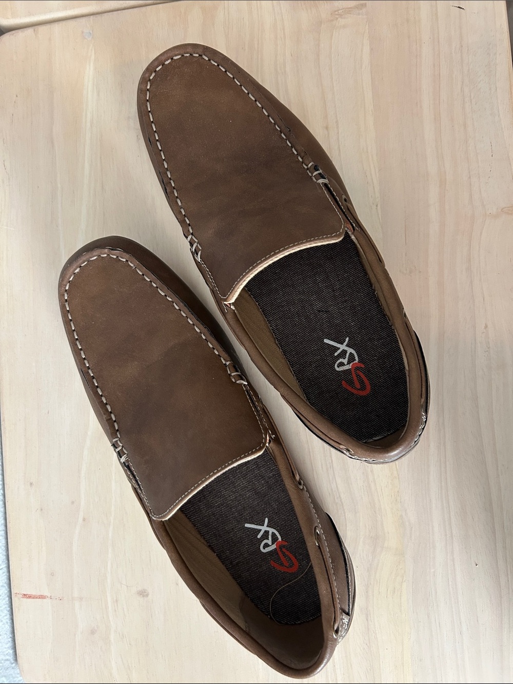 GBX Brown Men's Slip-On Driving Loafers
